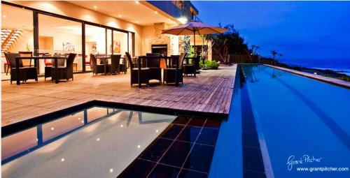 Umhlali Beach Hotel | Canelands Beach Club