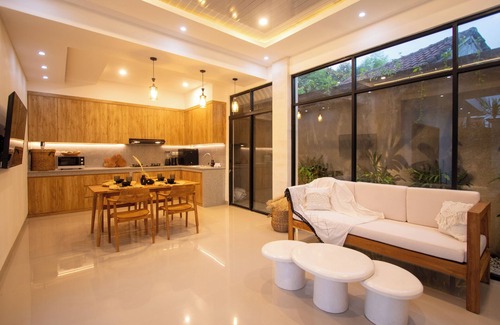 Umalas Villa | Canggu - Brand New Private Vila - Huge Pool