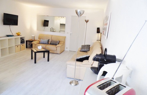 Le Suquet Apartamento | CANNES: Midi beach 2 minutos / 45 m² aire acondicionado / Vista al mar / Estacionamiento privado / Internet-Wifi
