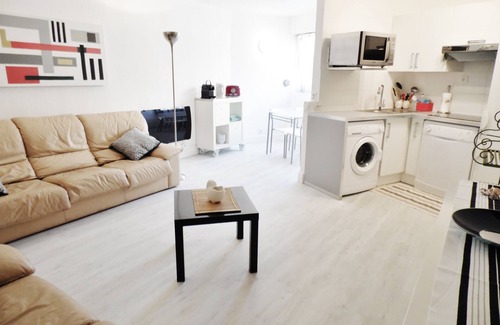Le Suquet Apartamento | CANNES: Midi beach 2 minutos / 45 m² aire acondicionado / Vista al mar / Estacionamiento privado / Internet-Wifi