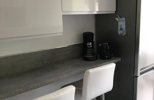 California - Pezou Apartamento | CANNES bajo barrio California LUJO T2 65M2, PISCINA, ESTACIONAMIENTO CERCA DE CROISETT