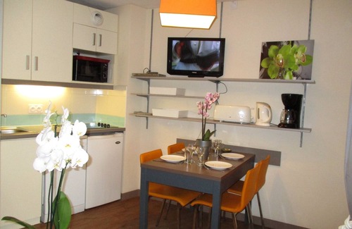Cannes Old Town Apartamento | CANNES SUQUET PALACIO DE FESTIVALES Y Croisette Beach 50M piscina de la terraza
