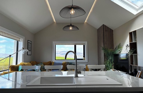 Ballycroy Casa | Cannon's Barn | Brand New Renovation | Stylish & New | Ocean Views