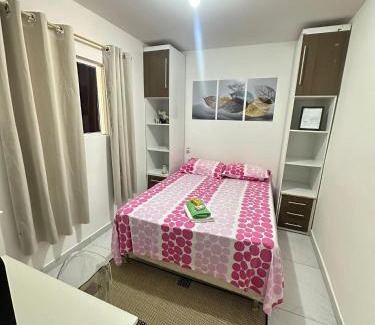 Alto da Boa Vista Casa | Cantinho Aconchegante - Quarto 01 AR-condicionado