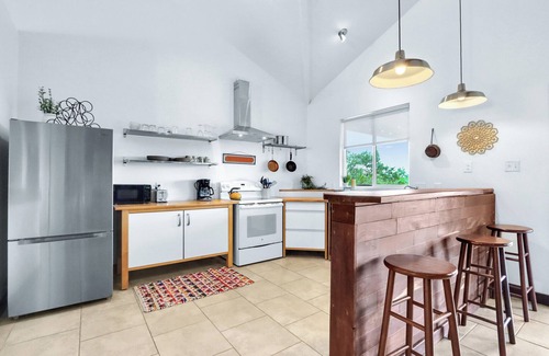 Canyon Lake Casa | Canyon Breeze I 3 Bedroom I Pet Friendly I Canyon Lake!