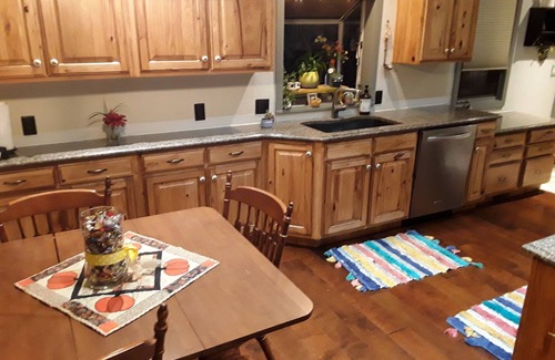 Ogden Casa | Canyon River Cottage, Summer Outdoor Amenities/World Class Ski Destination!