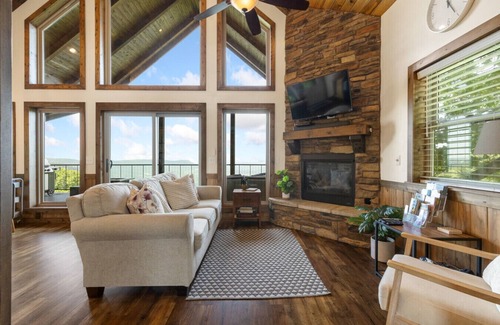 Jasper Cabina | Canyon View - ¡Cabaña lujosa en la casa del árbol con impresionantes vistas del amanecer!