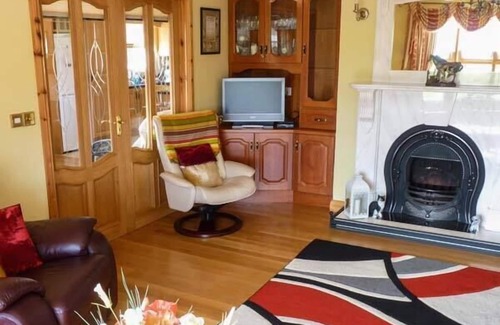 Kilcrohane Cabaña | CAOLA NUA, family friendly, with a garden in Kilcrohane, County Cork