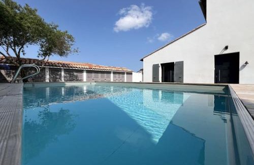 Saint-Martin-de-Re Casa | CAP O SUD grande maison avec Piscine à St Martin de Ré