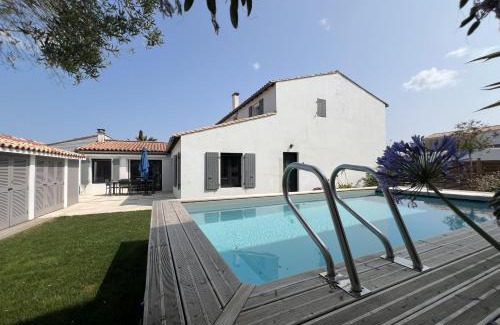 Saint-Martin-de-Re Casa | CAP O SUD grande maison avec Piscine à St Martin de Ré
