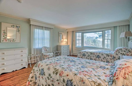 Orleans Cabaña | Cape Cod Cottage on Private Family Estate minutes from the Beach,