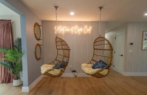 Northwest Harwich Casa | Cape Cod heated Pool, Putting Green, Speak Easy, Game room,