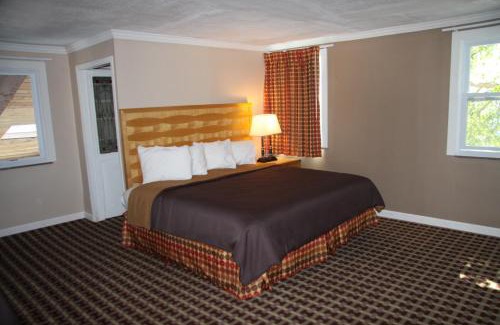 Main Street Hyannis Hotel | Cape Cod Inn