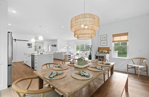 Barnstable Casa | Cape Cod Luxe in Barnstable Village: Saltwater Pool, 2 Suites, Bunks & Family Fun!