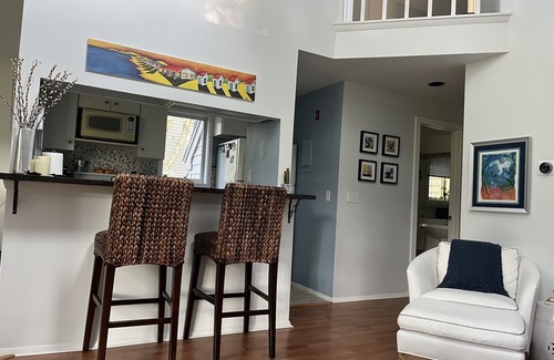Mews Village Casa | Cape Cod/New Seabury Townhouse-4 Seasons! Walk to Beach!