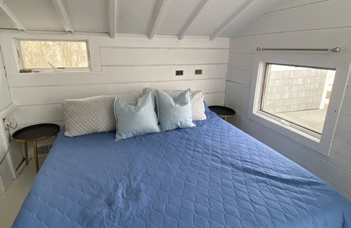 East Orleans Cabaña | Cape Cod Oceanfront Cottage
