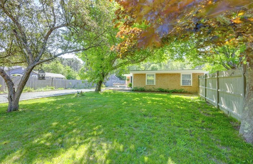 Brewster Cabaña | Cape Cod Retreat w/ Deck - Walk to Beach