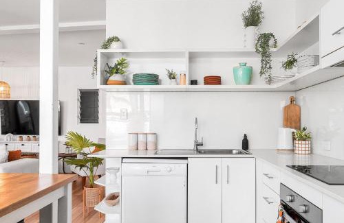 Byron Bay Casa | Cape Cottage - 5 bed charming cottage close to everything