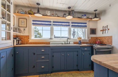 Yarmouth Casa | Cape Forchu Coastal Retreat