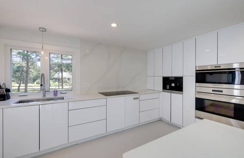 Wellfleet Casa | Cape Home w/Oceanview, Roof Deck Pool & Hot Tub
