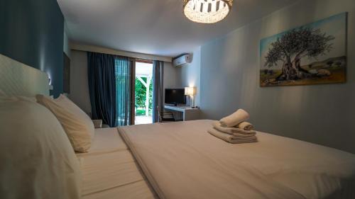 Parga Casa | Cape North West