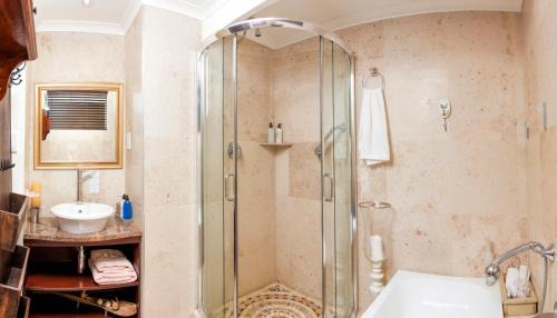 Welgemoed Casa | Cape Pillars Boutique Hotel