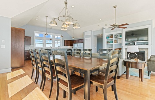 Buxton Casa | Cape Point, charming 7-Bedroom Oceanfront + Pets Stay Free!