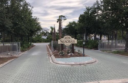 Seagrass Casa | ¡NUEVO en 2018! Descuentos para septiembre, octubre y noviembre. Ningún daño de huracán.