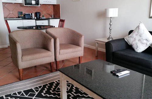 Lagoon Beach Apartamento | Cape Town Beachfront Apartments At Leisure Bay