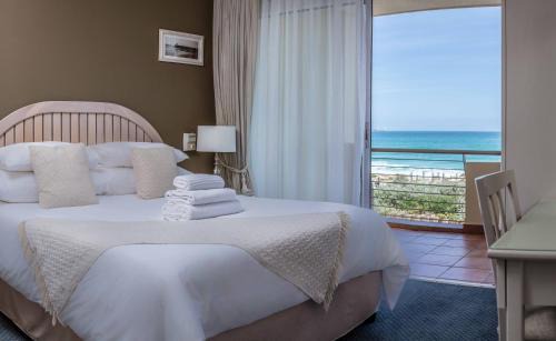 Lagoon Beach Apartamento | Cape Town Beachfront Apartments at Leisure Bay