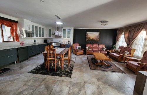 Cape Town Casa | Cape Town gem "Maratski House"