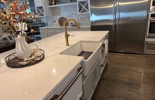 Mashpee Casa | Capecod South Mashpee 3 bedroom modern farmhouse available to rent summer 2026.