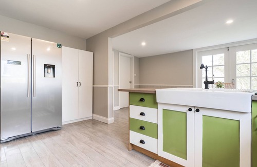 Capel Sound Cabaña | Peninsula Cottage Escape (para 1-18)