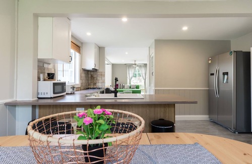 Capel Sound Cabaña | Peninsula Cottage Escape (para 1-18)