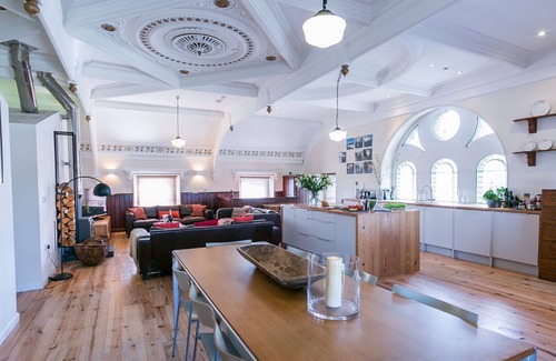 Ty Croes Apartamento | Capel Seion - sleeps 22 guests in 11 bedrooms