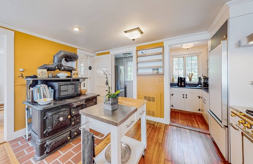 Buzzards Bay Casa | Capeview Estate | House in Bourne