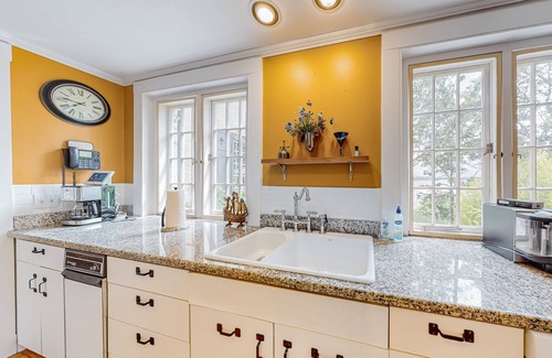Buzzards Bay Casa | Capeview Estate | House in Bourne