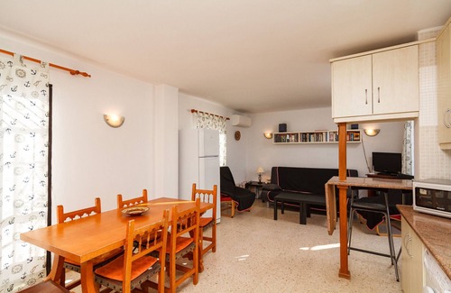 Chimenea Apartamento | Capistrano Playa 703 by Casasol