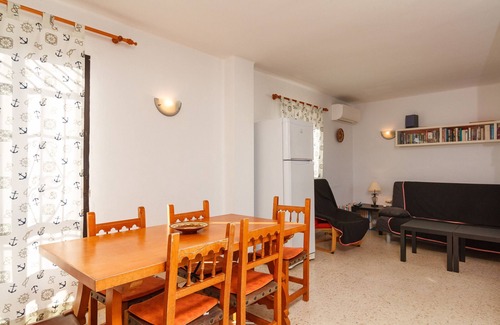 Chimenea Apartamento | Capistrano Playa 703 by Casasol
