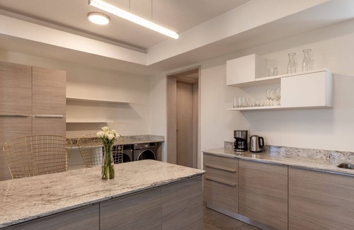 Westlands Apartamento | Capital Ruby Line 1 Bed by YourHost