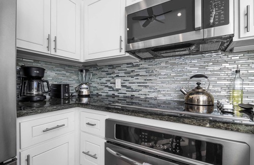 Capitola Casa | Capitola Village Home with Parking Spot