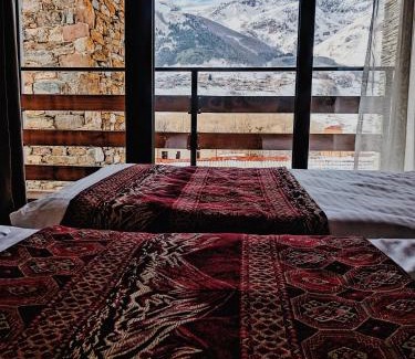 Stepantsminda Hotel | Capra Hotel Kazbegi