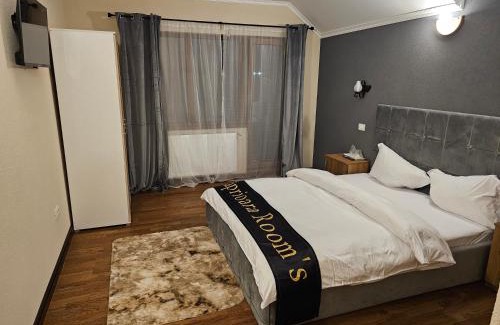 Busteni Casa | Caprioara Room's
