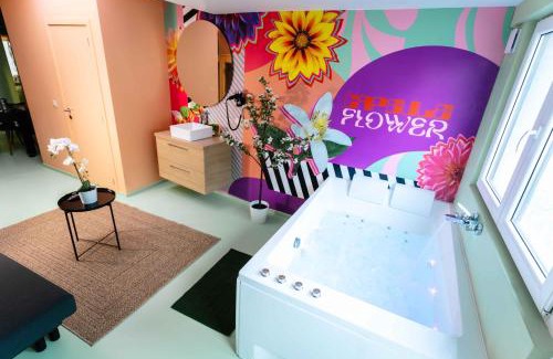 Mons Apartamento | Capsule Flower - Balneo - Cinema - Billard - Nintendo Switch - Mons Centre