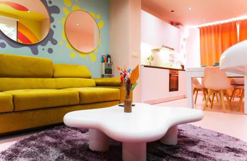 Marchienne-au-Pont Apartamento | Capsule Girl Power SPA - balneo - Sauna - Karaoké - Billard - 2 chambres
