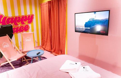 Marchienne-au-Pont Apartamento | Capsule Girl Power SPA - balneo - Sauna - Karaoké - Billard - 2 chambres