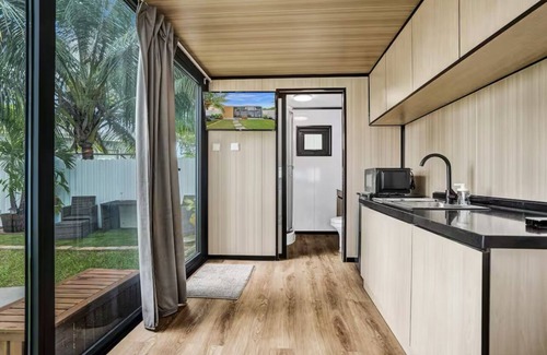 Fort Lauderdale Cabina | CAPSULE HOUSE IN FORT LAUDERDALE