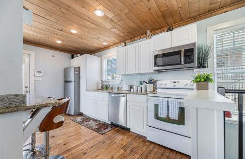 Pirates Beach Casa | Captain Dan's Beach House