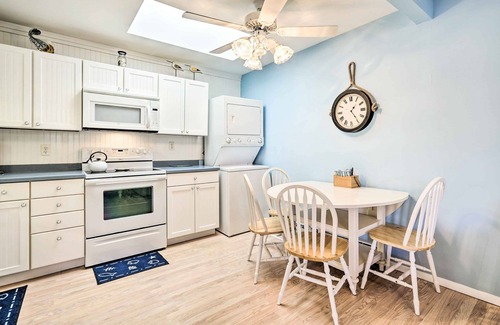 Village Green Casa | Captain's Quaders 2 Bedroom Home by RedAwning
