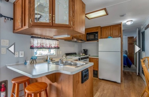 Sandbridge Casa | Captain's Quarters Beach Rental lot 200